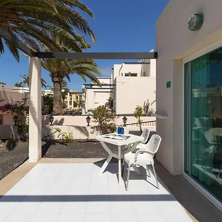 Apartment Homeforguest Alisios 1 Con Piscina En Corralejo